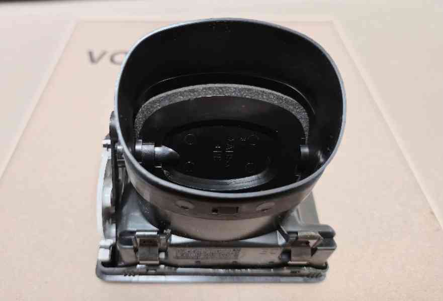 Nový originál OCTAVIA I pravý výdech topení Škoda 1U1819702 - foto 4