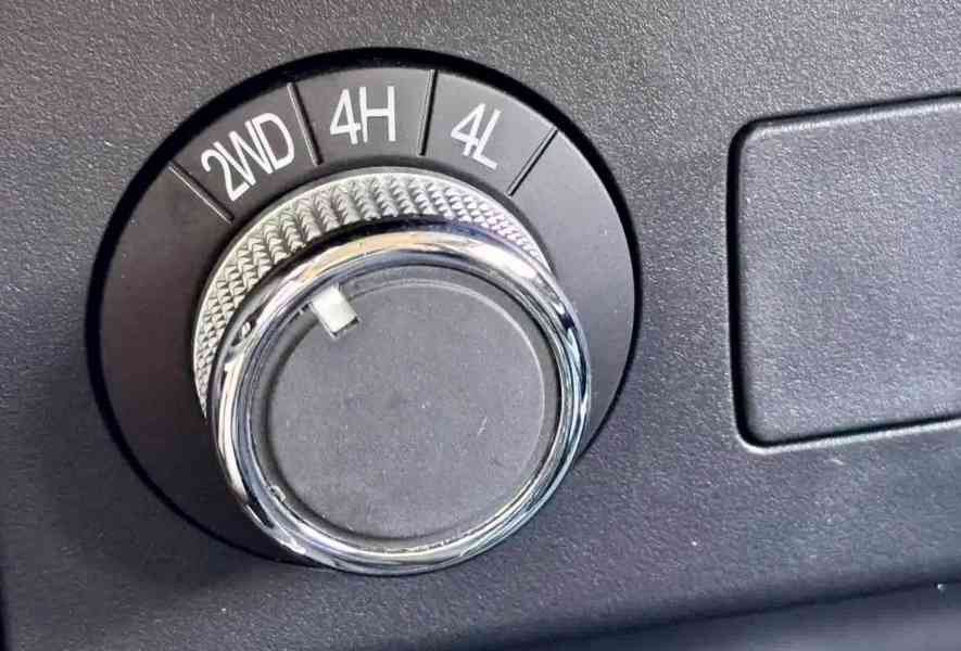 DFSK Rich 6 2,3 D 4X4 Luxury 120kw - foto 13