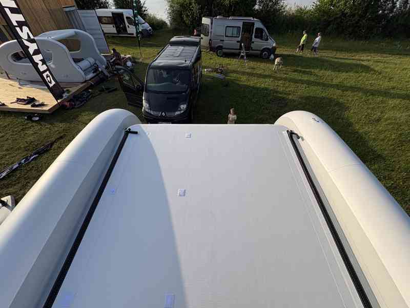 Elektrická nafukovací loď Electricat 16 – až 10 osob - foto 12