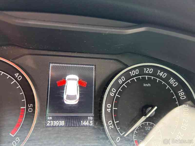  Škoda Superb 3 2.0 TDI - foto 6