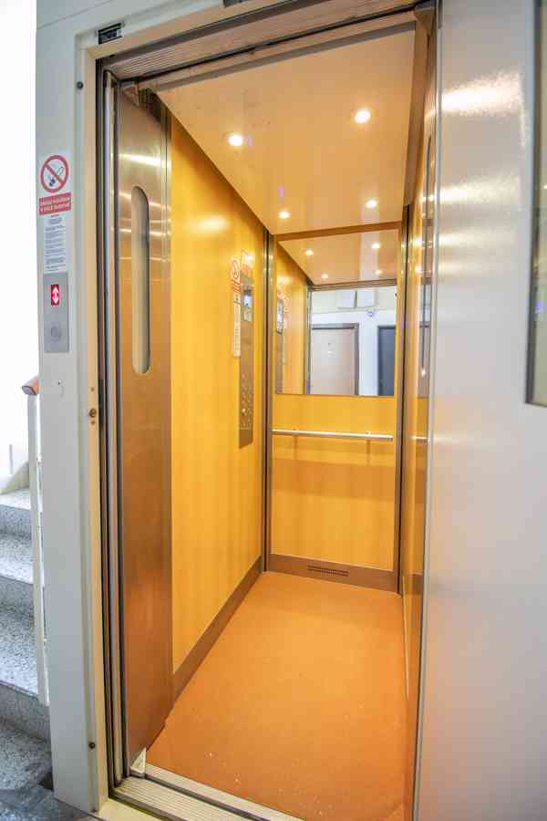 Prodej  bytu 4+1 s velkým balkonem – České Budějovice - foto 27