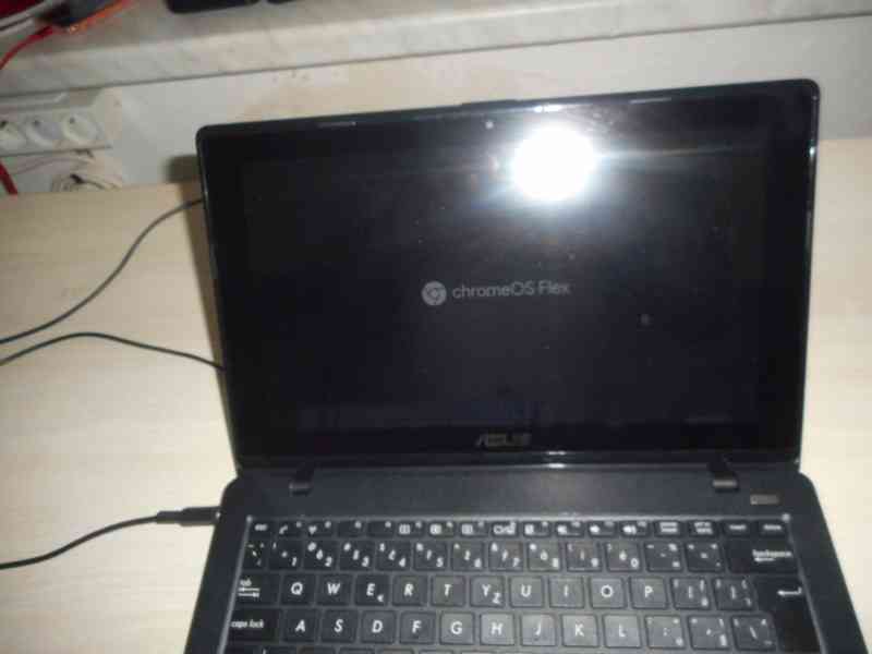 Asus F200CA dotyková obrazovka 11 palců - foto 3