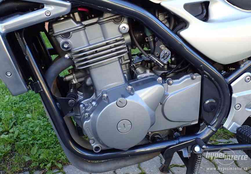 Kawasaki ER-5 - foto 14