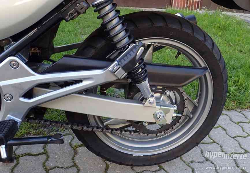 Kawasaki ER-5 - foto 15