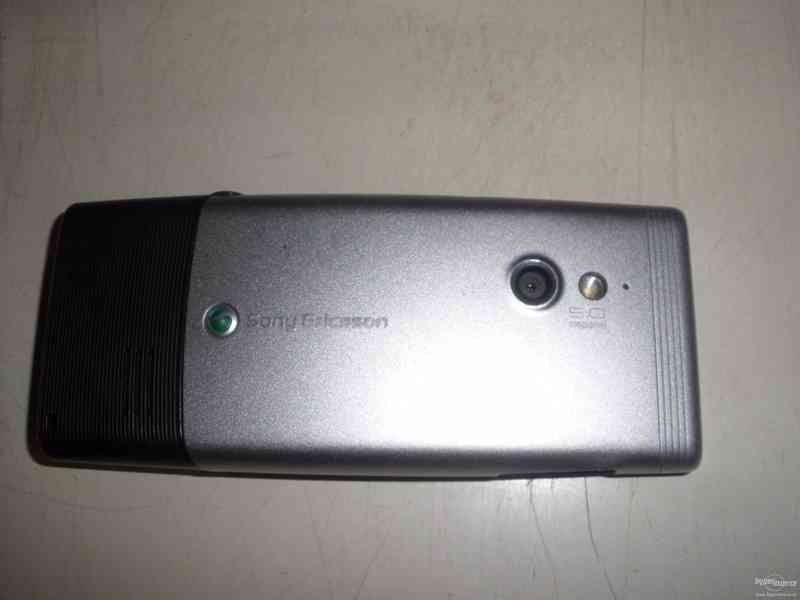 SONY ERICSSON J10i2 Elm - foto 2
