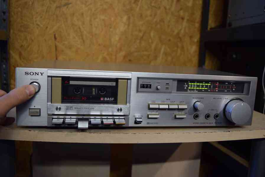 SONY TC-K44 VINTAGE STEREO TAPE DECK !!  - foto 1