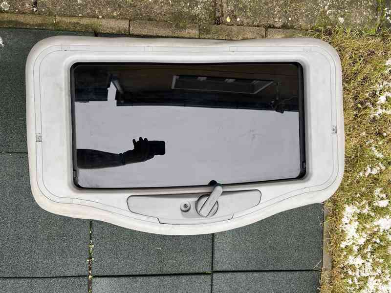 Střešní okno s kličkou - Šíbr - foto 2