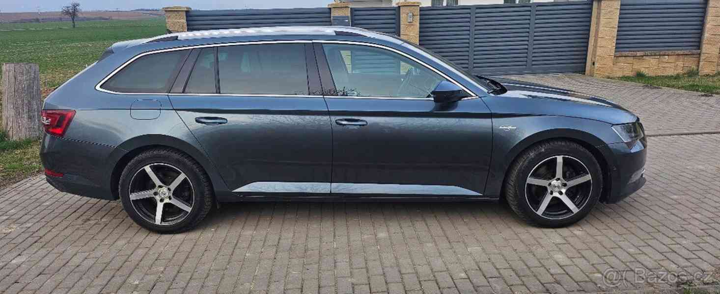 Škoda Superb 2,0   III L&K Combi 4x4 9/2016 - foto 4