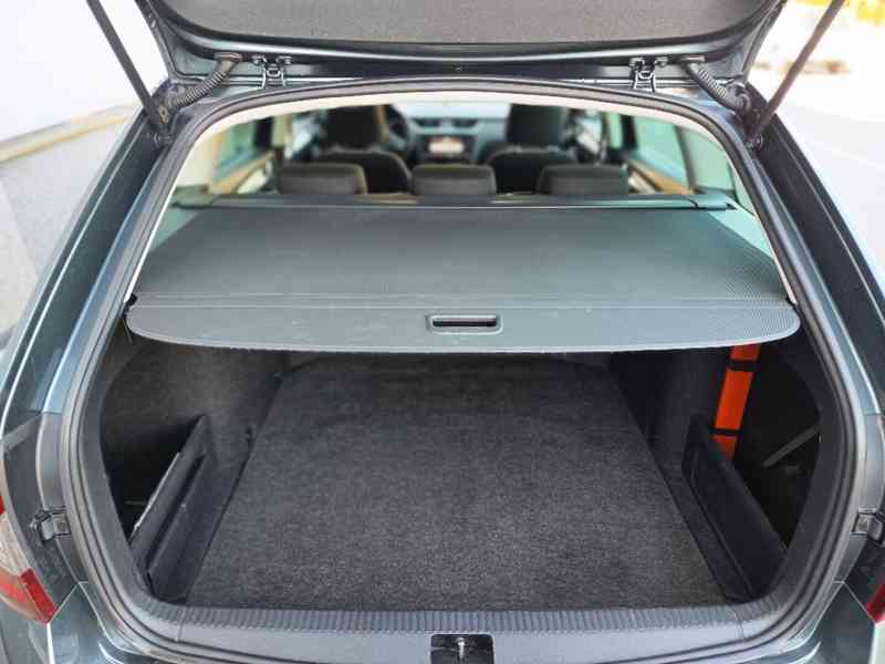 ŠKODA Octavia Combi 1,5TSI Style Plus DSG  - foto 20