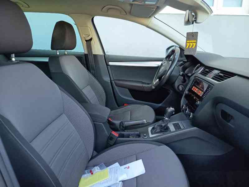 ŠKODA Octavia Combi 1,5TSI Style Plus DSG  - foto 11