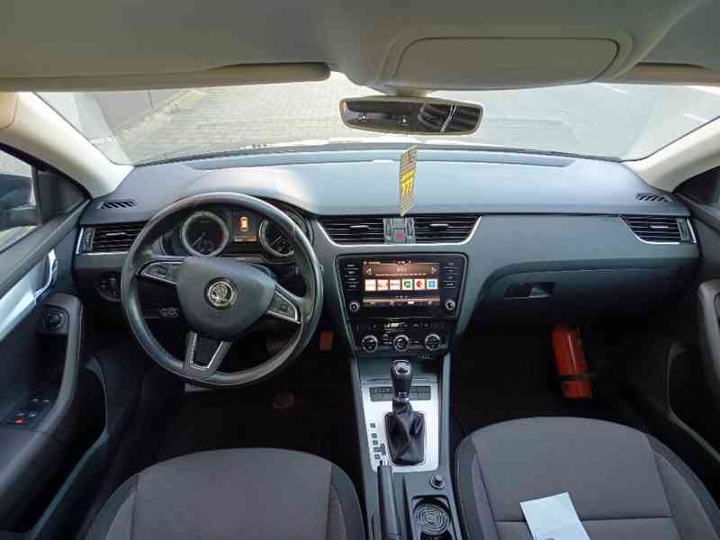 ŠKODA Octavia Combi 1,5TSI Style Plus DSG  - foto 16