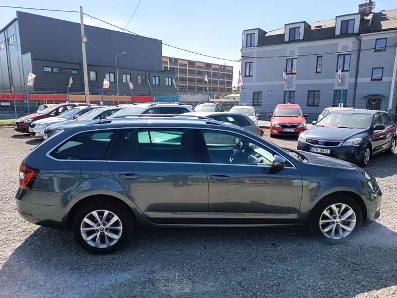 ŠKODA Octavia Combi 1,5TSI Style Plus DSG  - foto 5