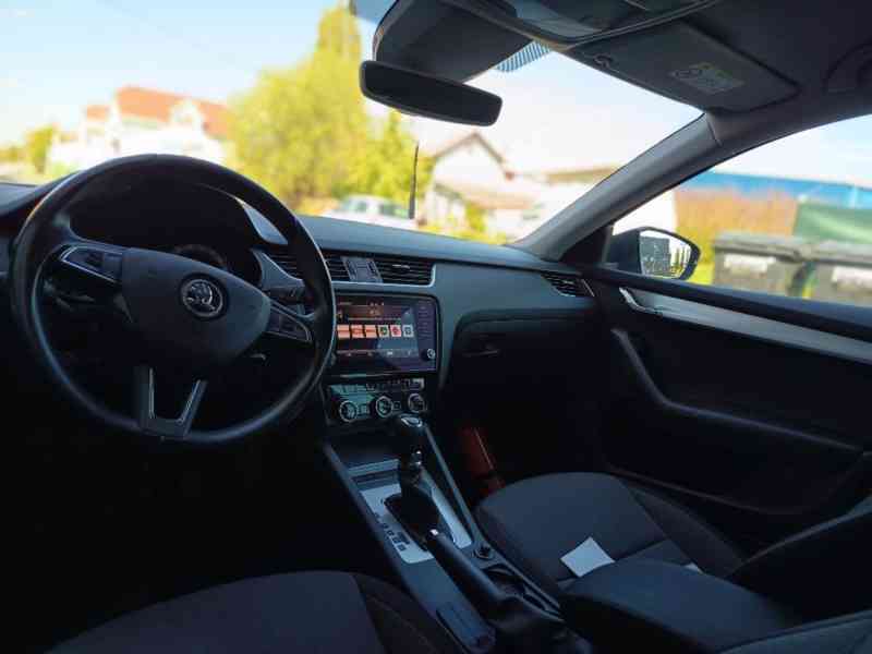 ŠKODA Octavia Combi 1,5TSI Style Plus DSG  - foto 17