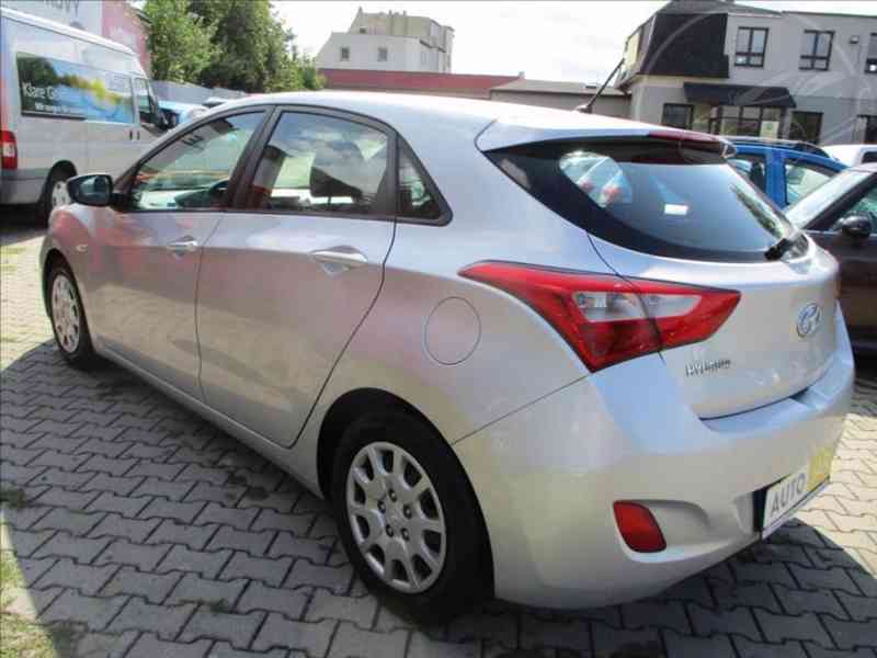 Hyundai i30 1,4 i CVVT Trikolor+ - foto 3