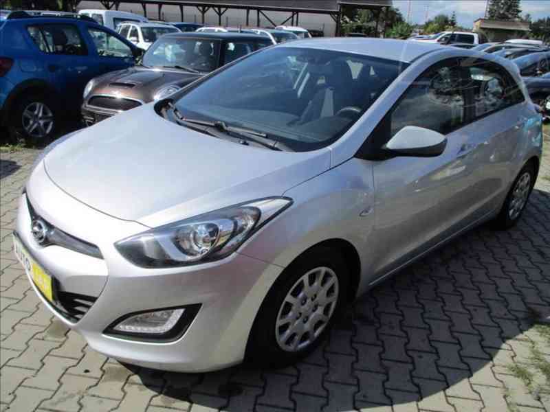 Hyundai i30 1,4 i CVVT Trikolor+ - foto 2