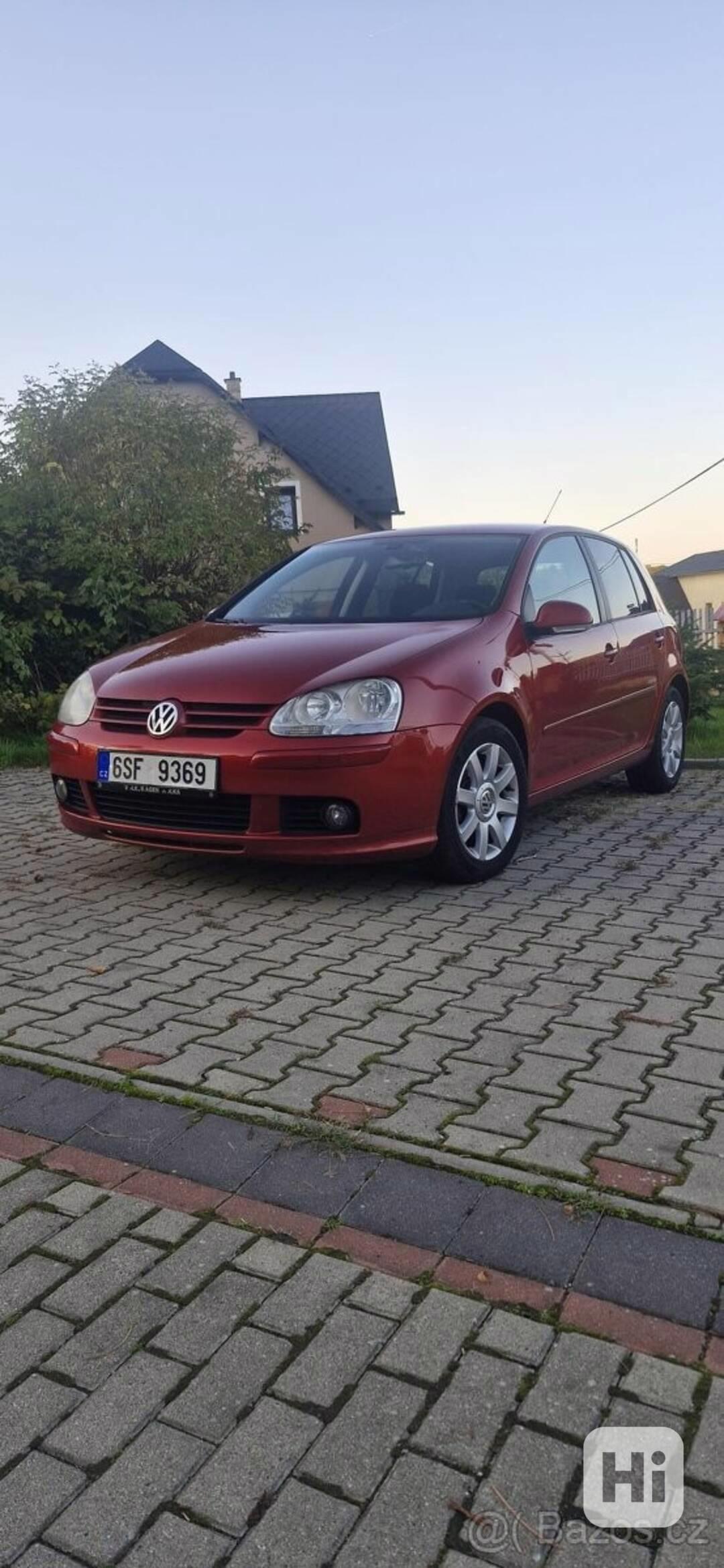 Volkswagen Golf 1,6   benzín United výbava - foto 1