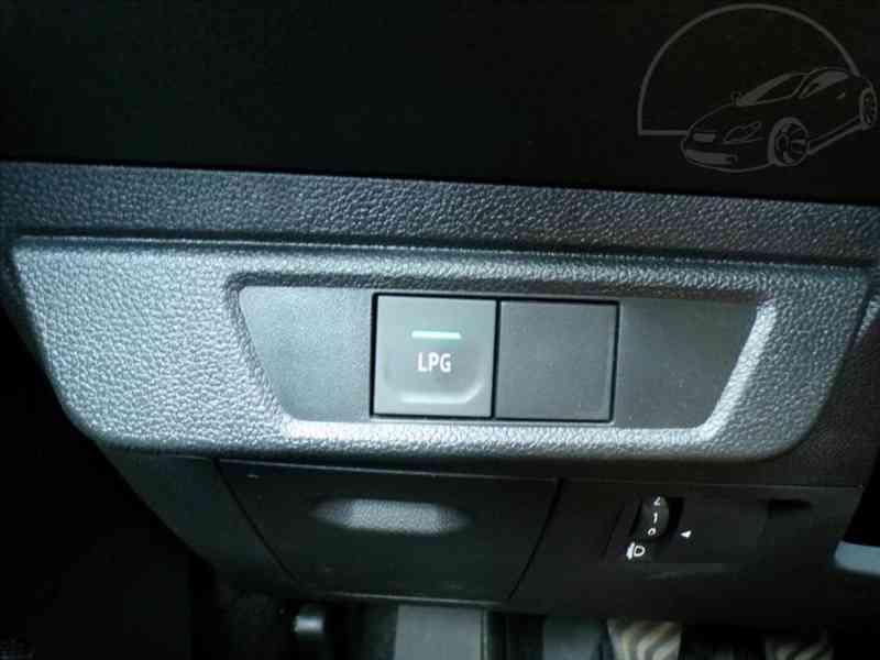 Dacia Sandero 1,0 LPG STEPWAY,TAŽ.ZAŘ. - foto 7