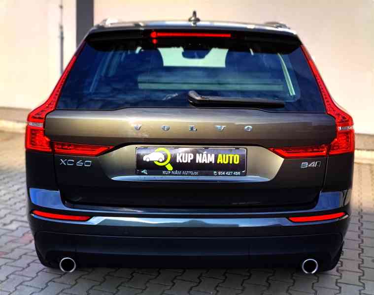 VOLVO XC60 AWD B4 DIESEL 145KW, 2020, MOMENTUM, 1.MAJ, DPH - foto 9