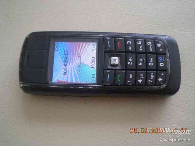 Nokia 6021 z r.2005 - plně funkční tlačítkový telefon - foto 2