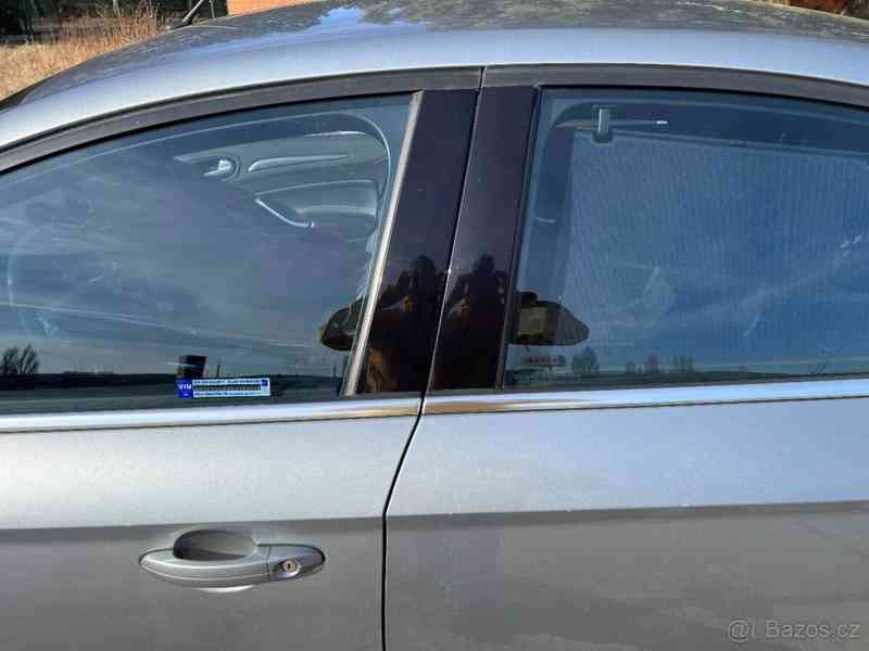 Ford Mondeo 2,0   120kw ,Titanium , Liftback - foto 14