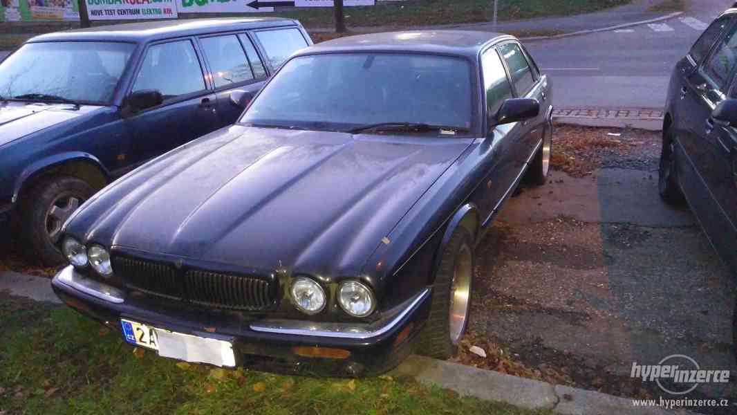 Jaguar XJ 3,2 V8 executive - foto 2