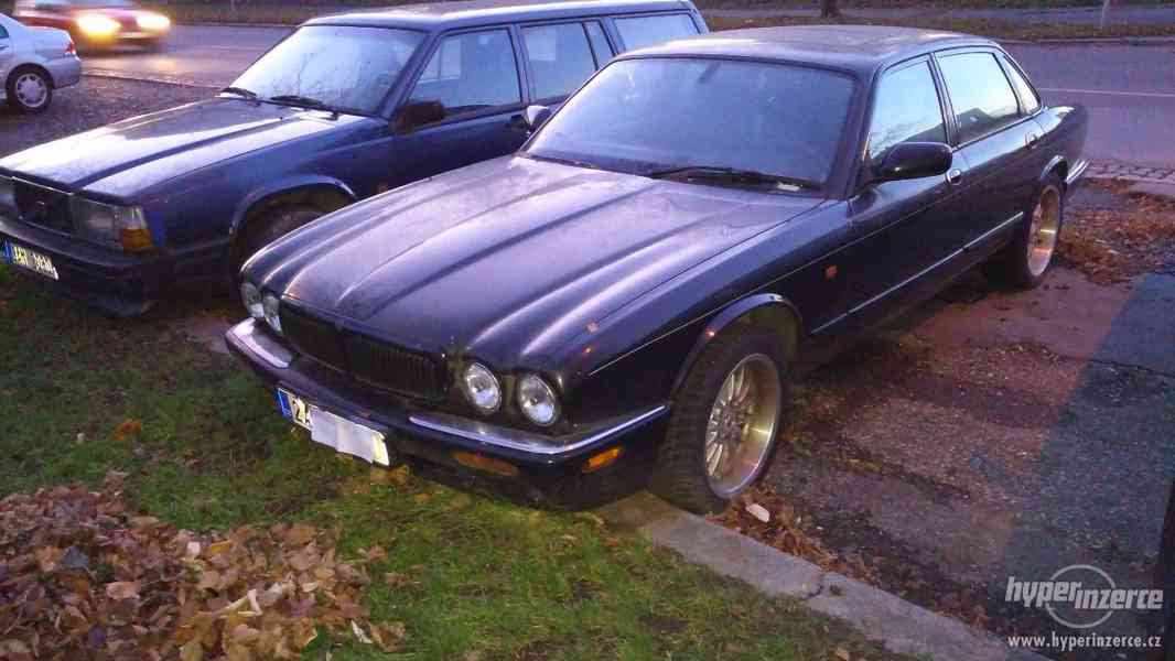 Jaguar XJ 3,2 V8 executive - foto 3