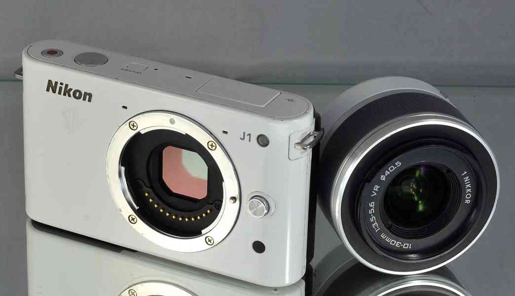 Nikon1 J1+10-30mm VR *10,1Mpx *Full-HDV* 1500 Exp. - foto 4