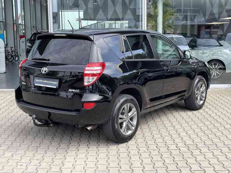 Toyota RAV 4 2.0i 4x4 Aut. Life benzín 116kw - foto 5