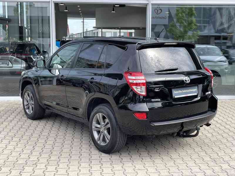 Toyota RAV 4 2.0i 4x4 Aut. Life benzín 116kw - foto 11