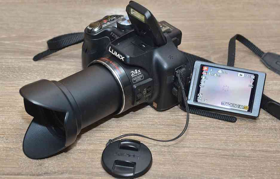 Panasonic Lumix DMC-FZ150 24x Op.Zoom*Full HDV - foto 4