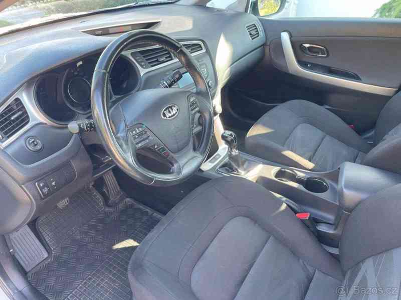 Kia Ceed 1,4   KIA CEE'd 1,4 CRDI - foto 9