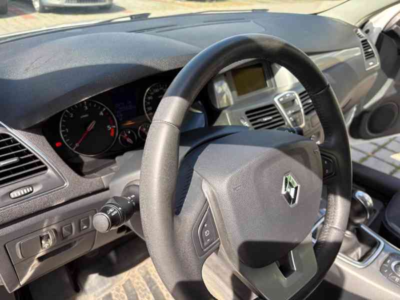 Renault Laguna lll, 2011 - foto 6