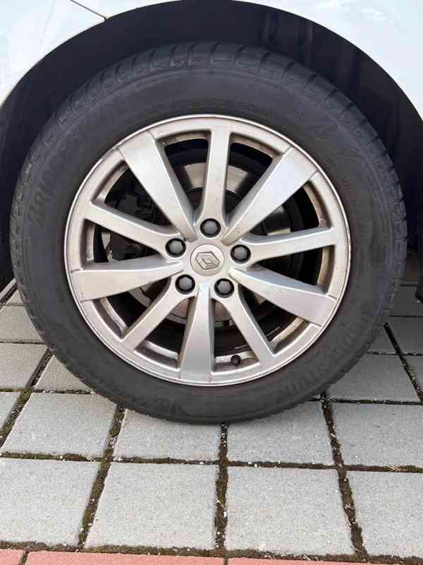 Renault Laguna lll, 2011 - foto 11