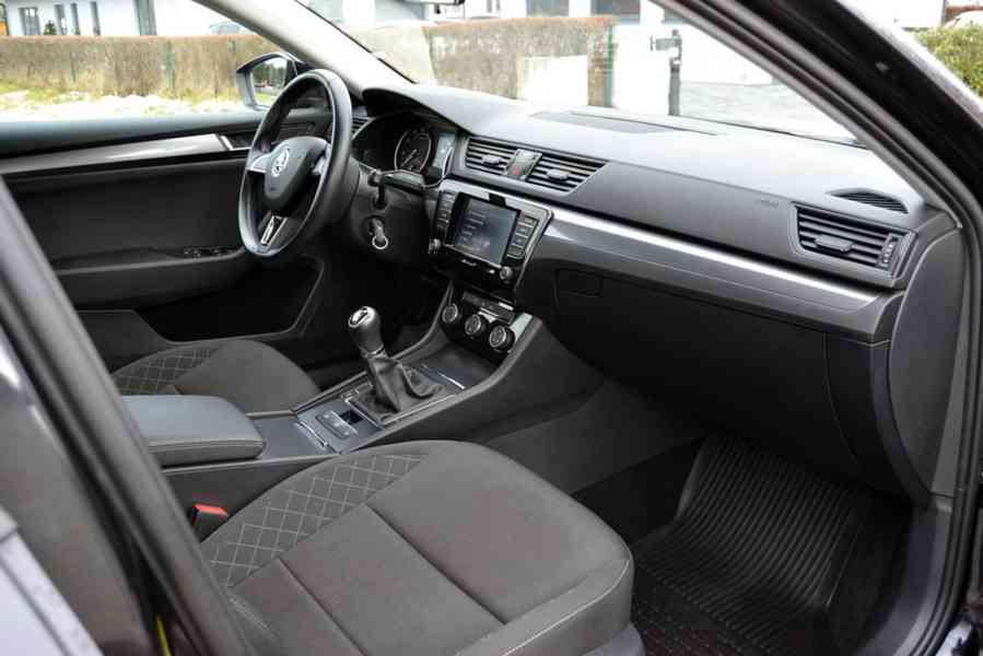Škoda Superb 1.4 TSI Active kombi !!! 25 000 km !!! - foto 14