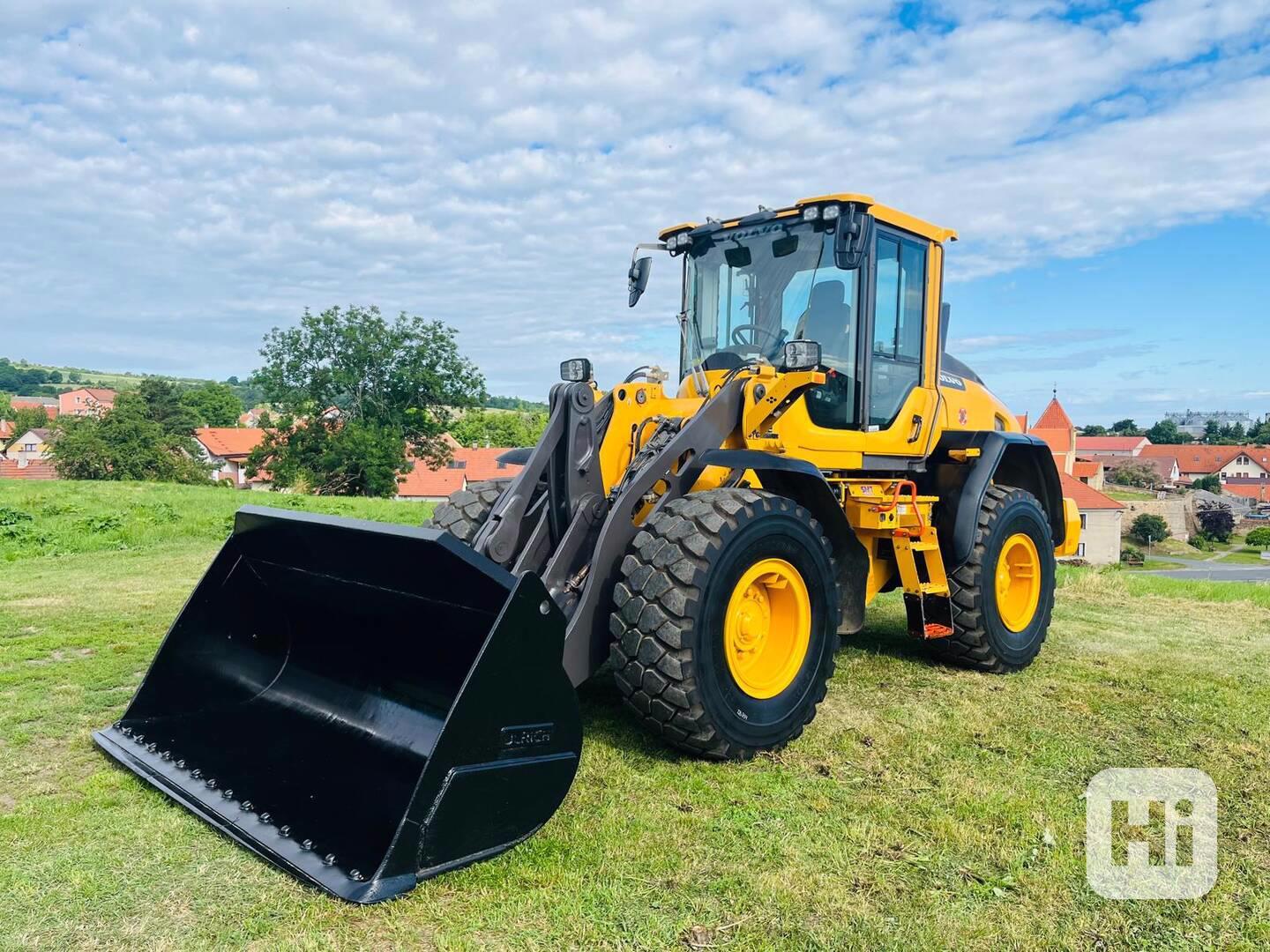 Kolový nakladač Volvo L60H (Možnost leasingu) - foto 1