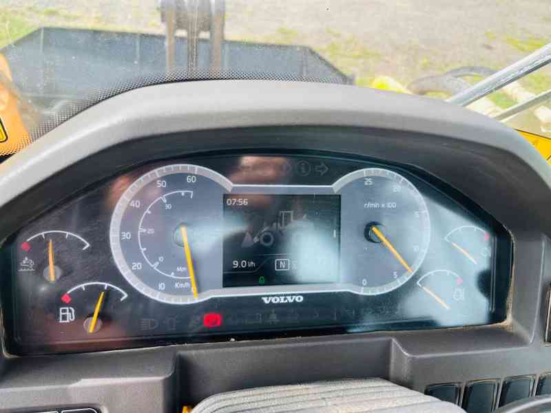Kolový nakladač Volvo L60H (Možnost leasingu) - foto 12