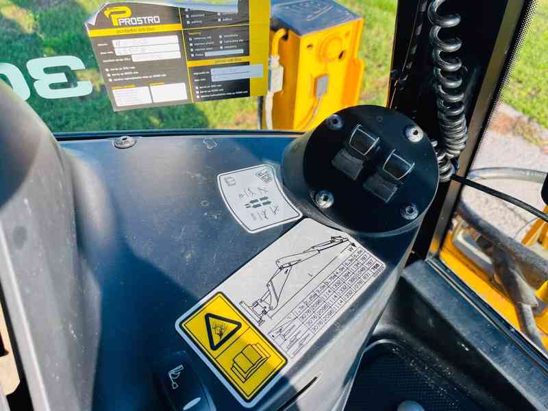 Traktorbagr JCB 3CX (Možnost leasingu) - foto 9