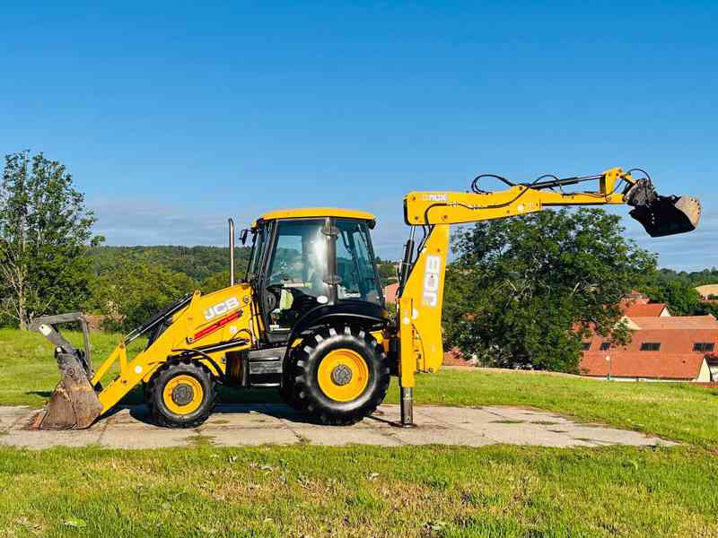 Traktorbagr JCB 3CX (Možnost leasingu) - foto 2