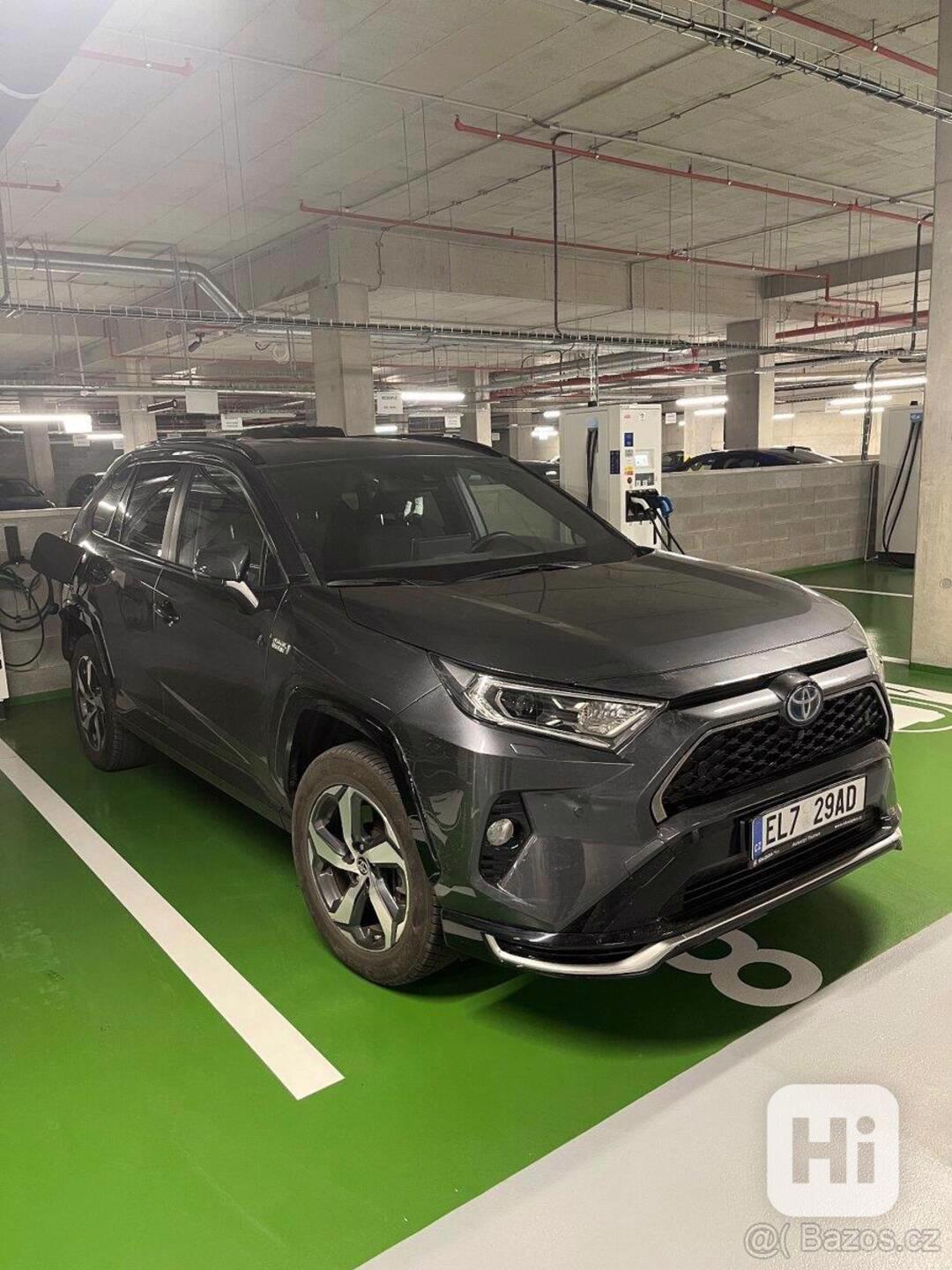 Toyota RAV4 plug in hybrid, 03/2022 - foto 1