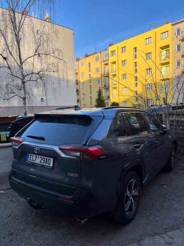 Toyota RAV4 plug in hybrid, 03/2022 - foto 3