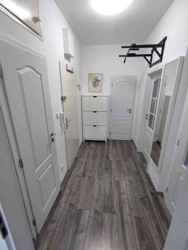 Pronájem bytu 3+kk 92m2 + sklep, Praha 6 Střešovice - foto 9