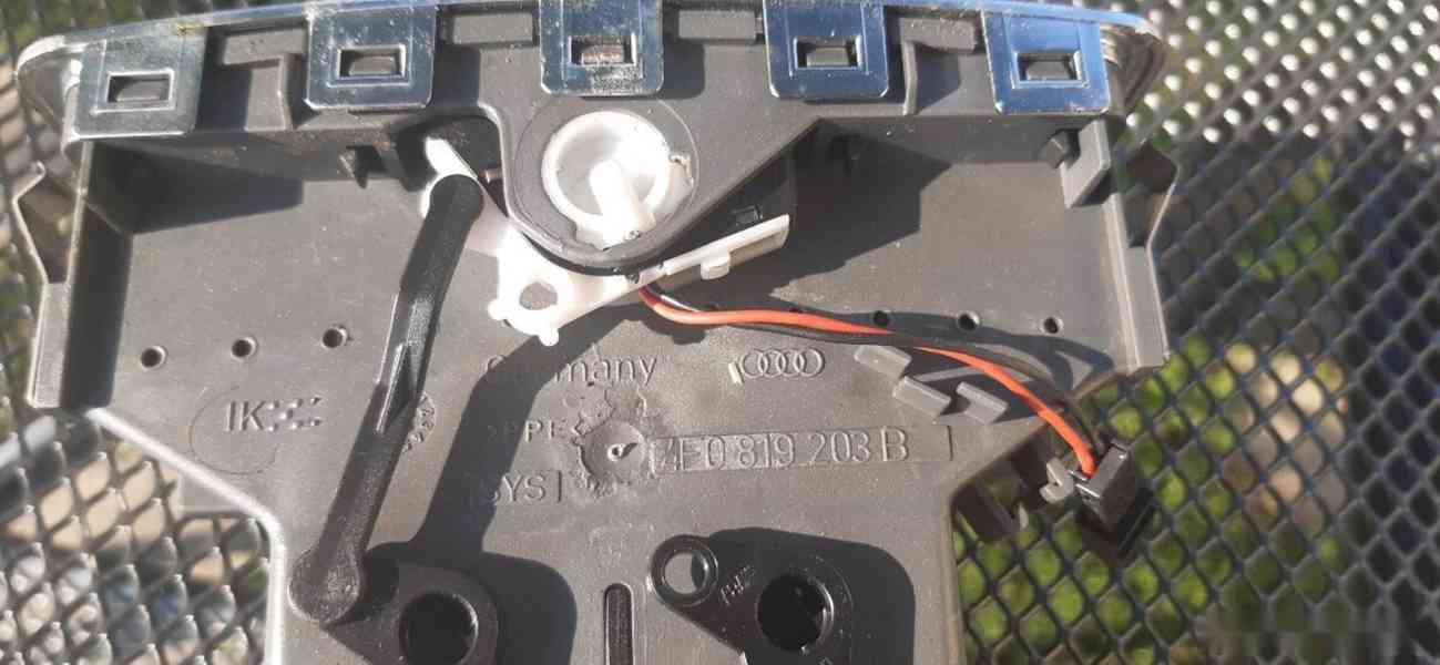 Ofukovač uprostřed / vzadu 4F0819203B Audi A6 - foto 2