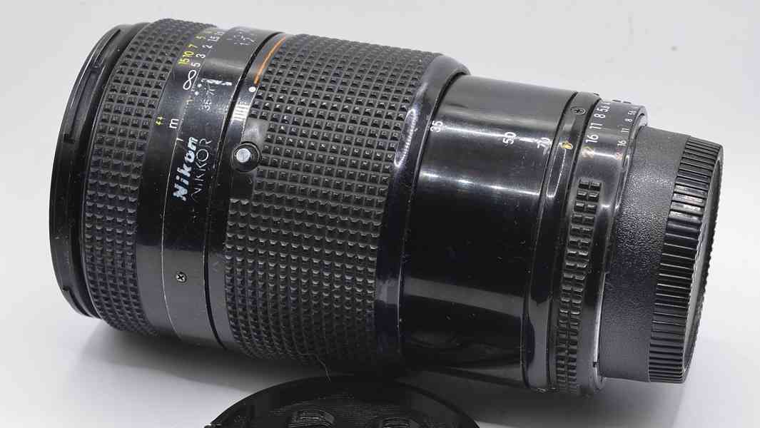 Nikon AF Nikkor 35-70mm 1:2.8 - foto 5