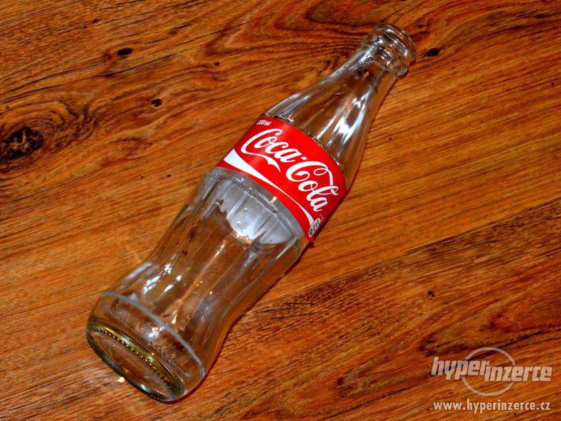 Coca cola - kultovní láhev - foto 2