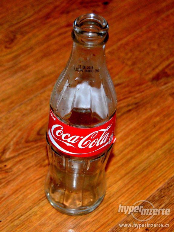 Coca cola - kultovní láhev - foto 3