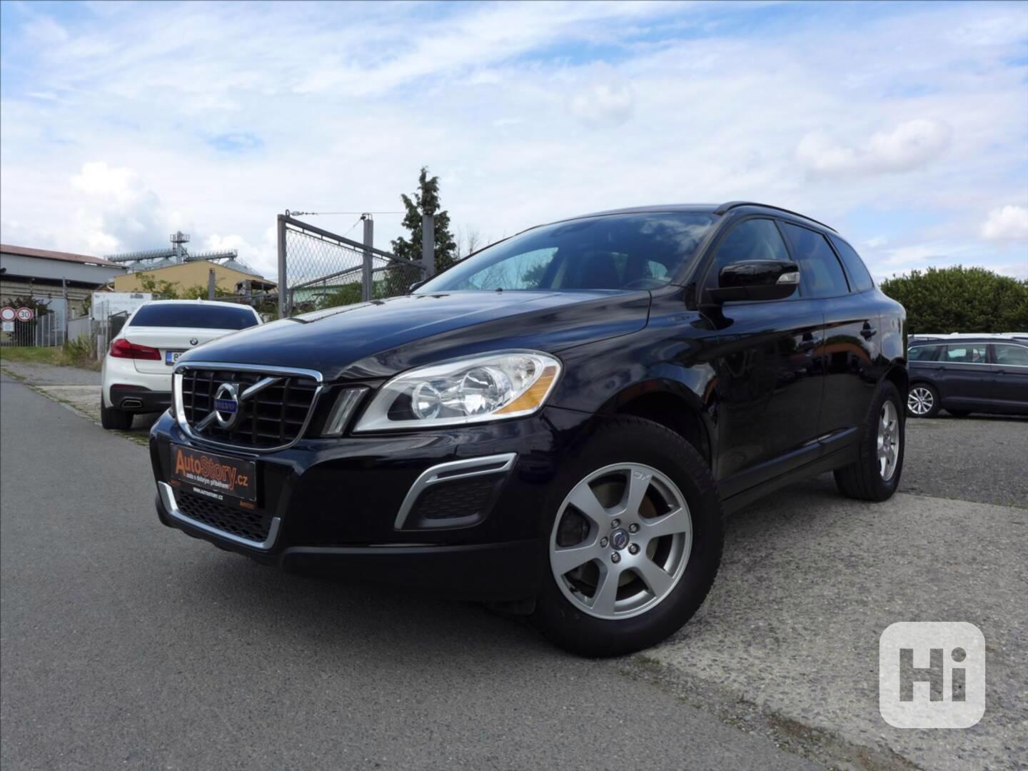 Volvo XC60 2,0 D 5ti válec, 1.MAJITEL - foto 1