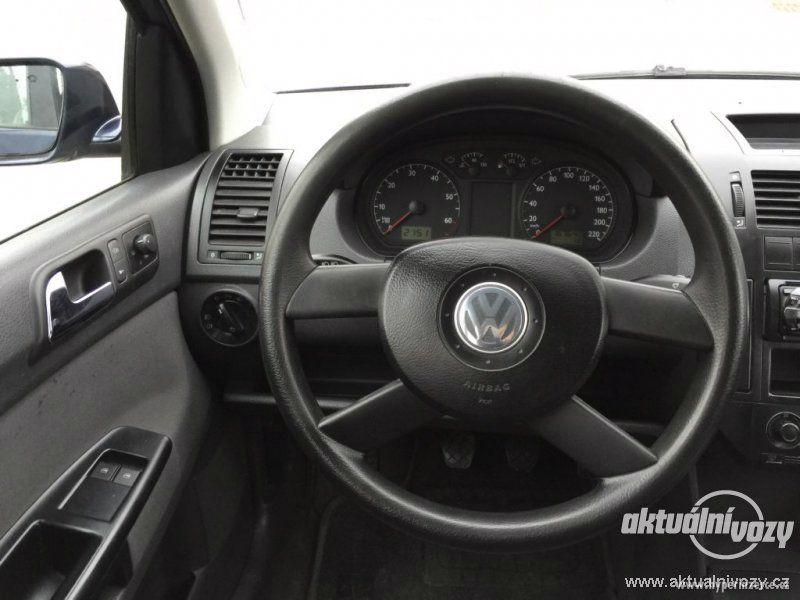 Volkswagen Polo 1.4, benzín, RV 2005, el. okna, STK, centrál, klima - foto 13