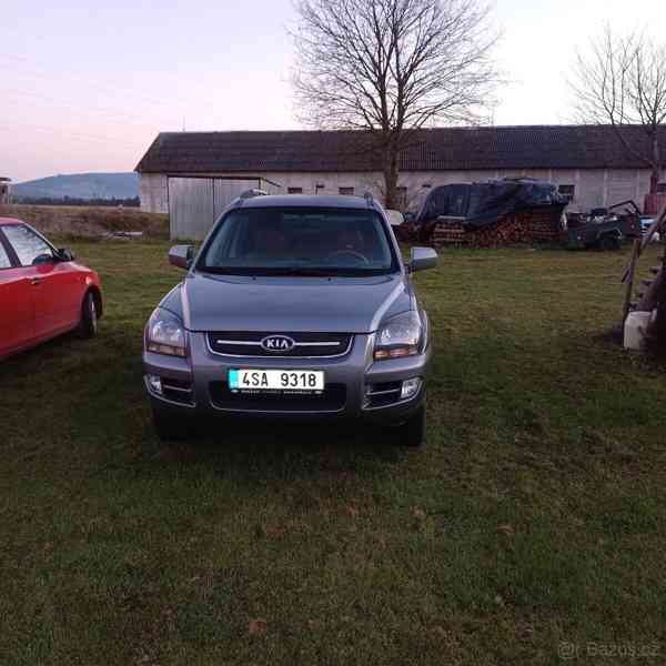 Kia Sportage 2,0 2 - foto 2