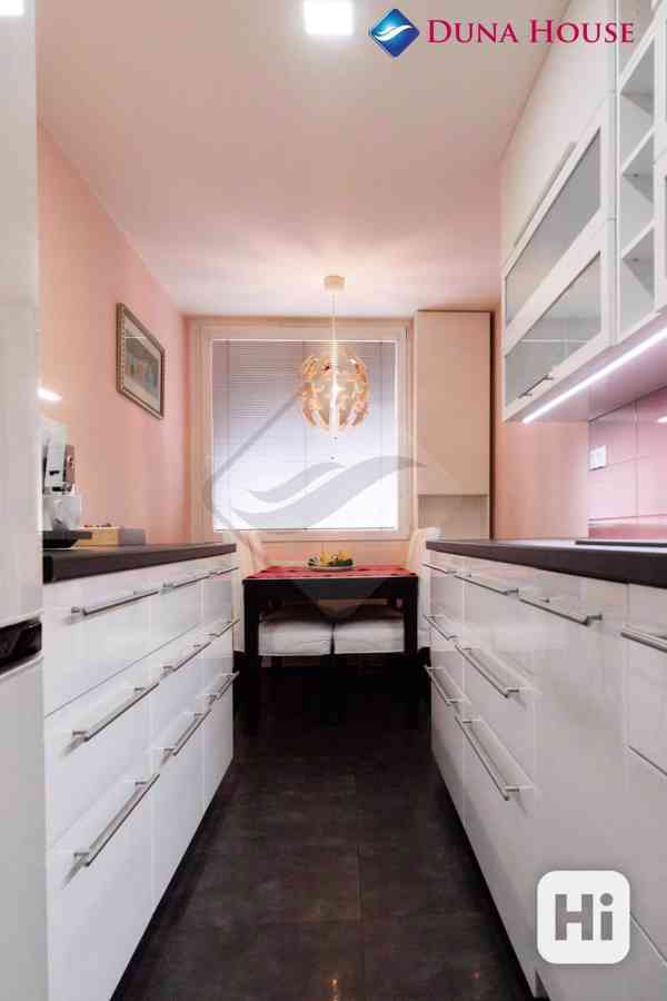 Prodej rekonstruovaného slunného bytu 3+1, 77 m² - foto 6