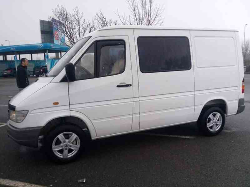Mercedes-Benz Sprinter 210D	 - foto 9